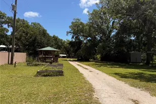 697 Eagle Watch Rd, Oak Hill, FL 32759 - Photo 8
