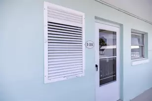 325 N Causeway, New Smyrna Beach, FL 32169 - Photo 6