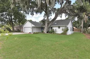 2213 Pine Tree Dr, Edgewater, FL 32141 - Photo 6