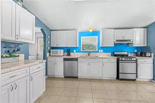 1055 Acee Dr, New Smyrna Beach, FL 32168 - Photo 18