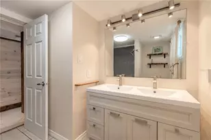 5528 W Bayshore Dr, Port Orange, FL 32127 - Photo 24