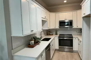 3082 Isles Wy, New Smyrna Beach, FL 32168 - Photo 2