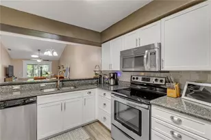 24 Golf Villa Dr, Port Orange, FL 32128 - Photo 6