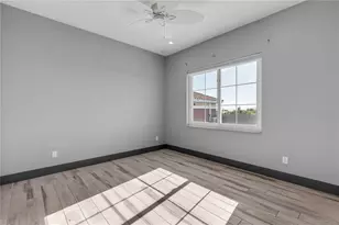 701 E 3rd Ave, New Smyrna Beach, FL 32169 - Photo 24