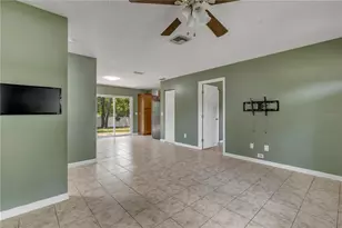 380 Julia Ave, Orange City, FL 32763 - Photo 10