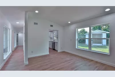 2212 Woodland Drive, Edgewater, FL 32141 - Photo 10
