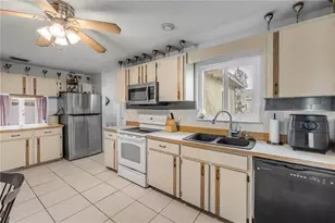 2509 Woodland Dr, Edgewater, FL 32141 - Photo 6