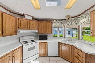 316 Portside Ln, Edgewater, FL 32141 - Photo 10