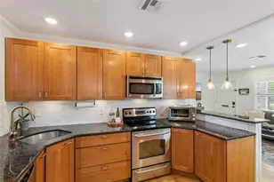 719 Warwick Pl, Orlando, FL 32803 - Photo 10