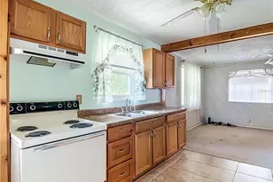 2551 Auburn Ave, New Smyrna Beach, FL 32168 - Photo 18