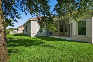 695 Grape Ivy Ln, New Smyrna Beach, FL 32168 - Photo 4