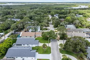 815 E 23rd Ave, New Smyrna Beach, FL 32169 - Photo 14