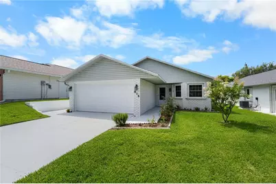 815 E 23rd Avenue, New Smyrna Beach, FL 32169 - Photo 1