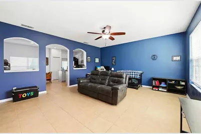 528 Rainbow Springs Loop, Groveland, FL 34736 - Photo 6