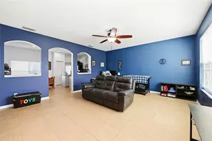 528 Rainbow Springs Loop, Groveland, FL 34736 - Photo 6