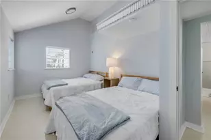 308 Due East St, New Smyrna Beach, FL 32169 - Photo 36