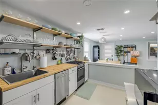 308 Due East St, New Smyrna Beach, FL 32169 - Photo 18