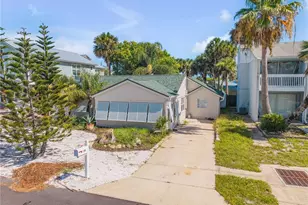 308 Due East St, New Smyrna Beach, FL 32169 - Photo 1