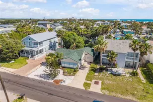 308 Due East St, New Smyrna Beach, FL 32169 - Photo 44