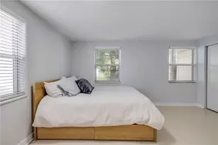 308 Due East St, New Smyrna Beach, FL 32169 - Photo 4