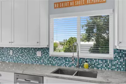 417 3rd Street, Key Largo, FL 33037 - Photo 12