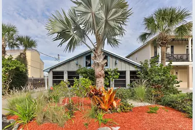314 Due East Street, New Smyrna Beach, FL 32169 - Photo 1
