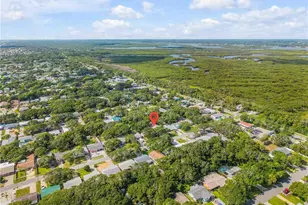 807 E 10th Ave, New Smyrna Beach, FL 32169 - Photo 36
