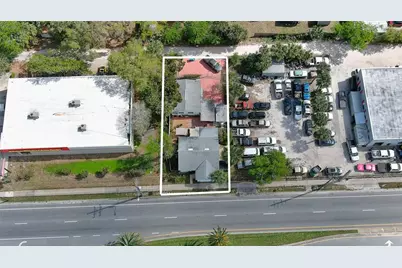 607 N Dixie Freeway, New Smyrna Beach, FL 32168 - Photo 2