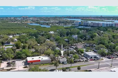 607 N Dixie Freeway, New Smyrna Beach, FL 32168 - Photo 6