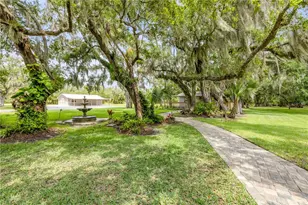 800 Hidden Oaks Ln, Oak Hill, FL 32759 - Photo 76
