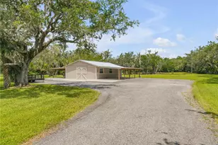 800 Hidden Oaks Ln, Oak Hill, FL 32759 - Photo 92