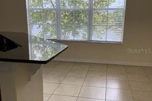 2401 Lexington Oak Dr, Brandon, FL 33511 - Photo 8