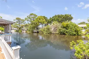 521 S Peninsula Ave, New Smyrna Beach, FL 32169 - Photo 44