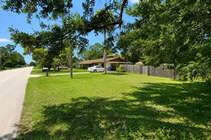 2055-2057 Guava Dr, Edgewater, FL 32141 - Photo 6