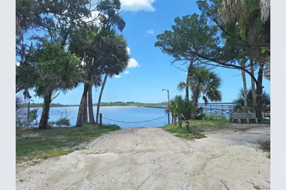 301 Water Landing Drive, Oak Hill, FL 32759 - Photo 34
