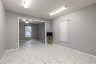 22 Raeland Ln, Palm Coast, FL 32164 - Photo 4