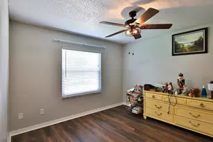 2773 Date Palm Dr, Edgewater, FL 32141 - Photo 18