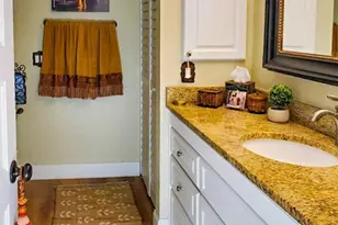 18 Riverfront Dr, Venice, FL 34293 - Photo 26