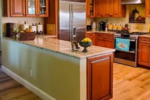 18 Riverfront Dr, Venice, FL 34293 - Photo 10