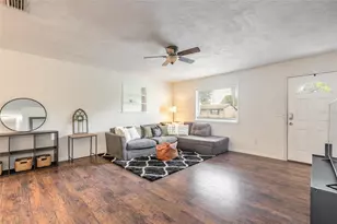 3223 Umbrella Tree Dr, Edgewater, FL 32141 - Photo 6