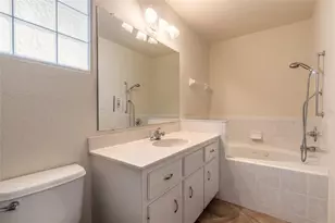 2525 Royal Palm Dr, Edgewater, FL 32141 - Photo 18