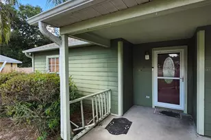 1056 Shady Hollow Dr, Deland, FL 32724 - Photo 4