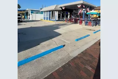 323 Flagler Avenue, New Smyrna Beach, FL 32169 - Photo 2