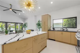 813 E 1st Ave, New Smyrna Beach, FL 32169 - Photo 26