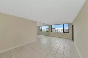 5855 Midnight Pass Rd, Sarasota, FL 34242 - Photo 4