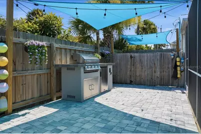 301 N Pine Street, New Smyrna Beach, FL 32169 - Photo 34