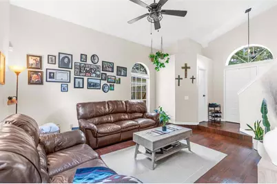10561 Satinwood Circle, Orlando, FL 32825 - Photo 4