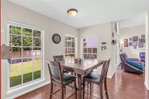 10561 Satinwood Cir, Orlando, FL 32825 - Photo 8