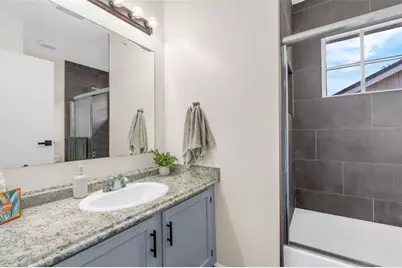 10561 Satinwood Circle, Orlando, FL 32825 - Photo 20