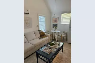 305 Mary Avenue, New Smyrna Beach, FL 32168 - Photo 4